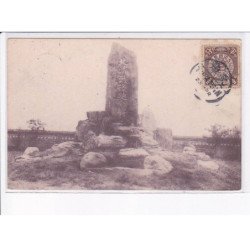 CHINE: monument de pierre - très bon état