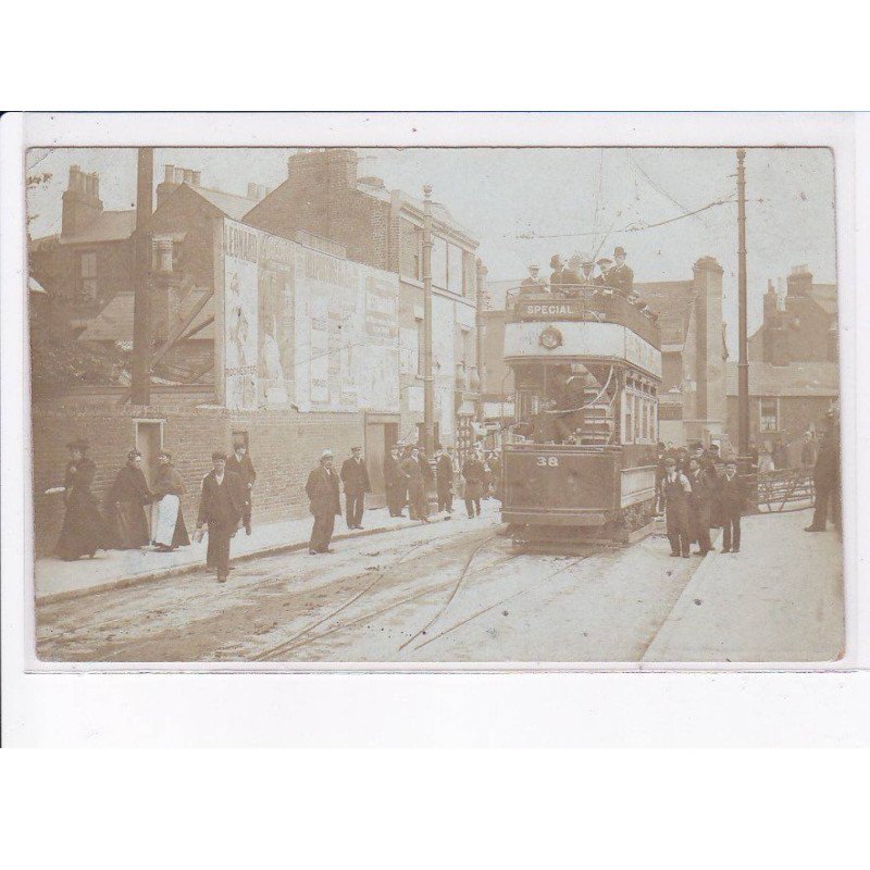 ROYAUME-UNI: ANGLETERRE: WOKINGHAM: tramway - très bon état