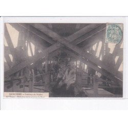 SANCERRE: intérieur du viaduc de l'étang, réfection de la peinture du pont - très bon état