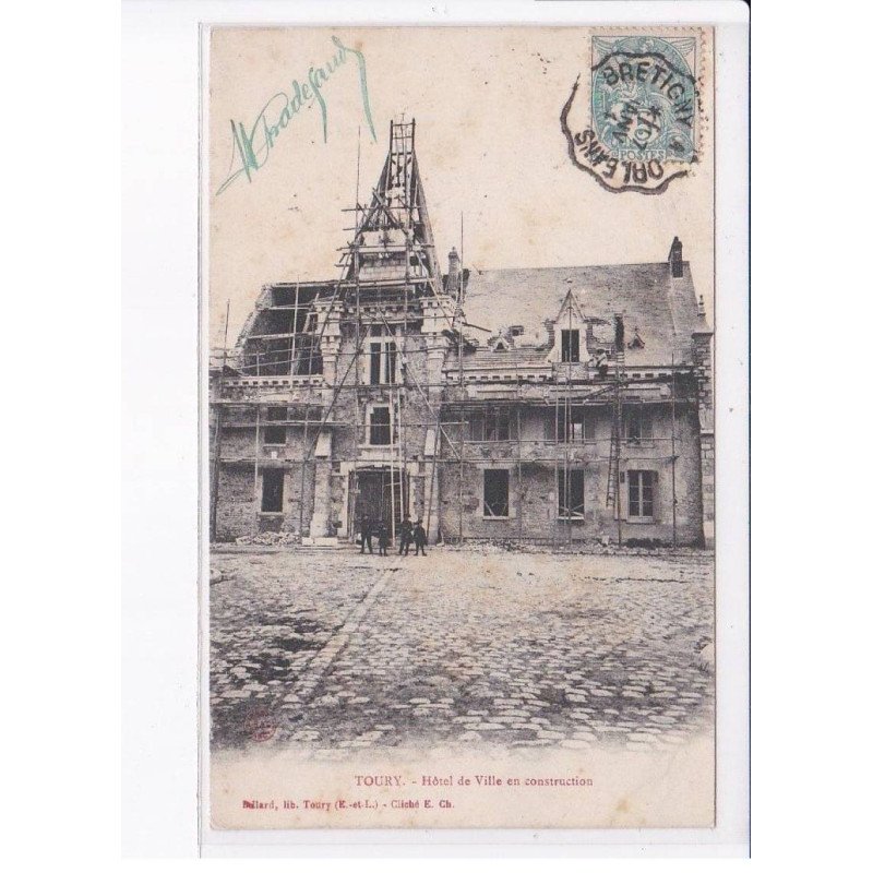 TOURY: hôtel de ville en construction - très bon état
