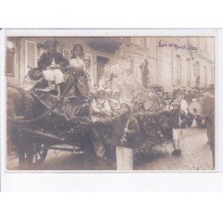 AVRANCHES: cavalcade - très bon état