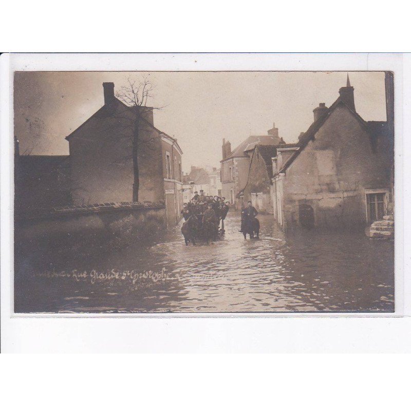 SAINT-CHRISTOPHE-la-COUPERIE: le village évacué suite à l'innondation - très bon état