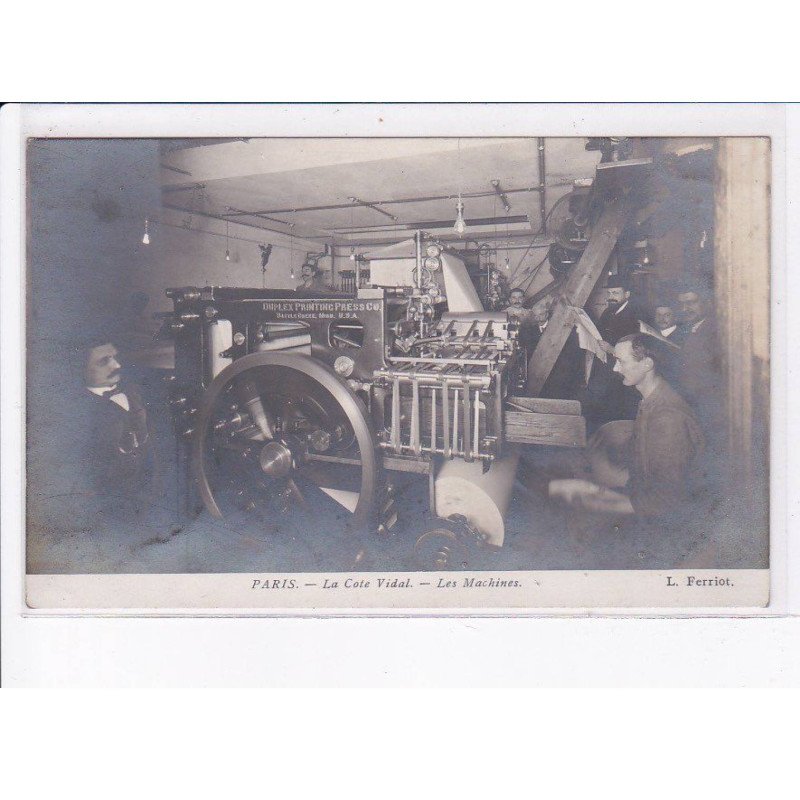 PARIS: 75002, bourse, la cote vidal, les machines - très bon état