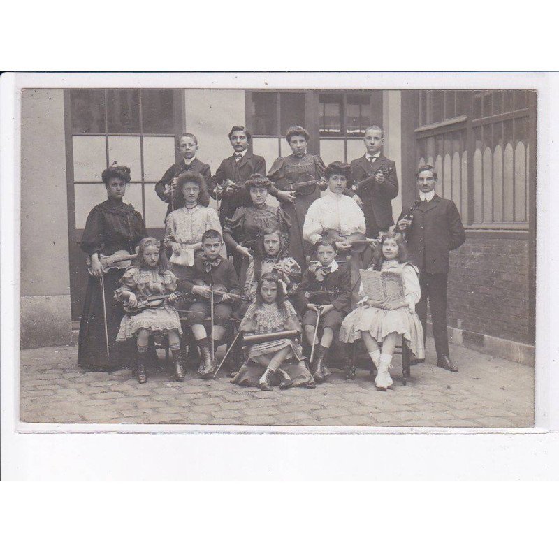 PARIS: école de musique, violon - très bon état