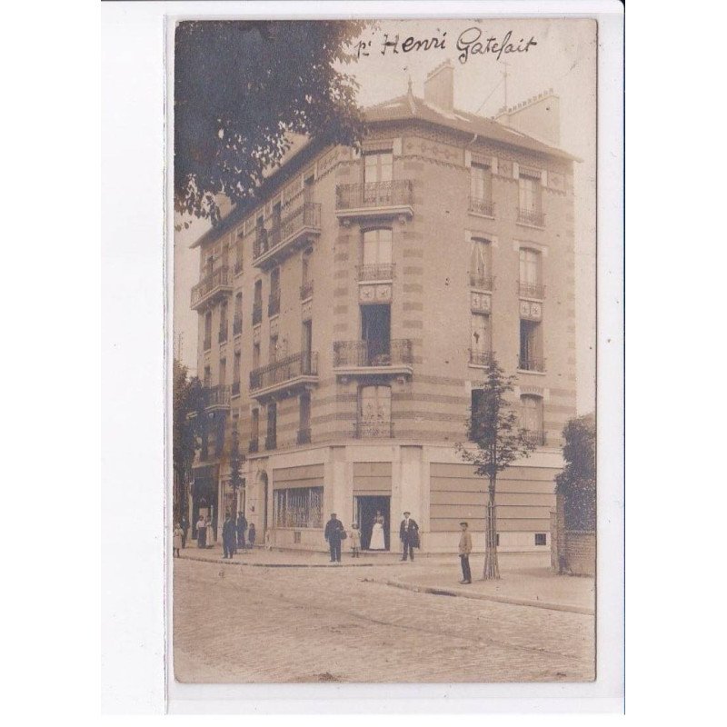 PARIS: 75010 rue Albert 1er - très bon état