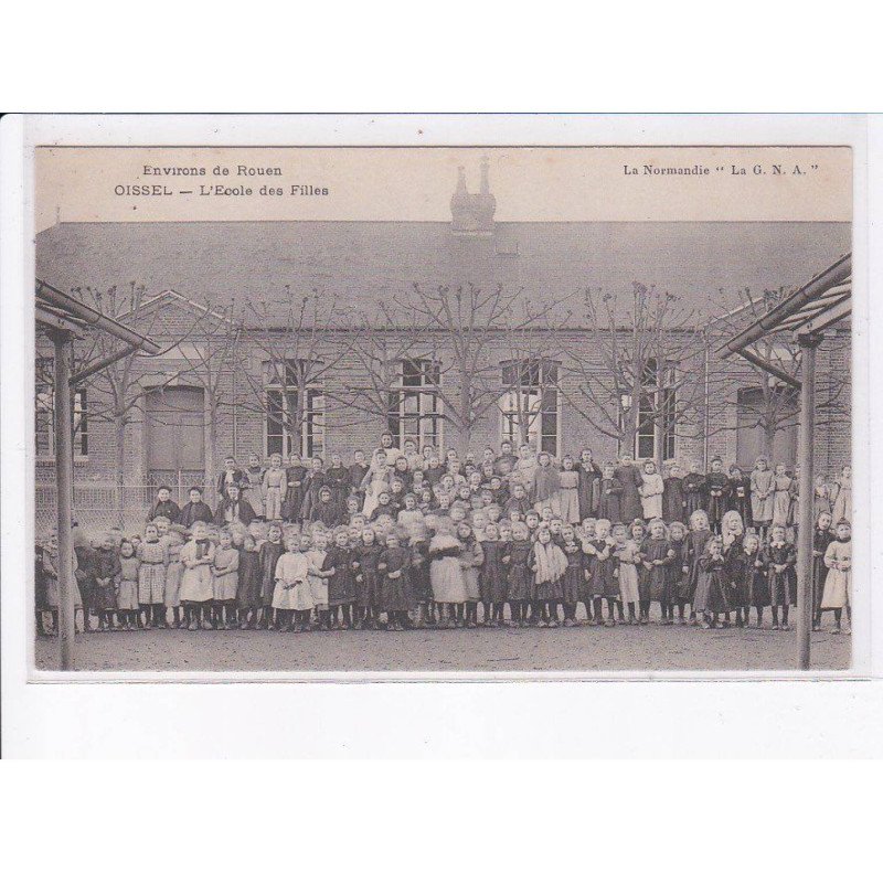 OISSEL: l'école des filles - très bon état