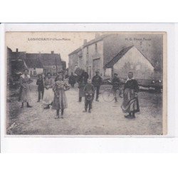 LONGCHAMP: scène de rue, vélo - état