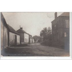 LUCHY - CARTE PHOTO - très bon état