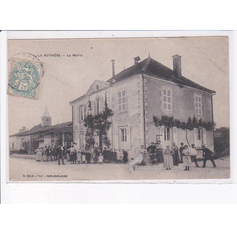 LA ROTHIERE: la mairie - très bon état