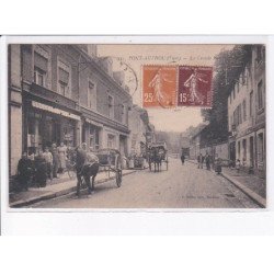 PONT-AUTHOU: la grande place