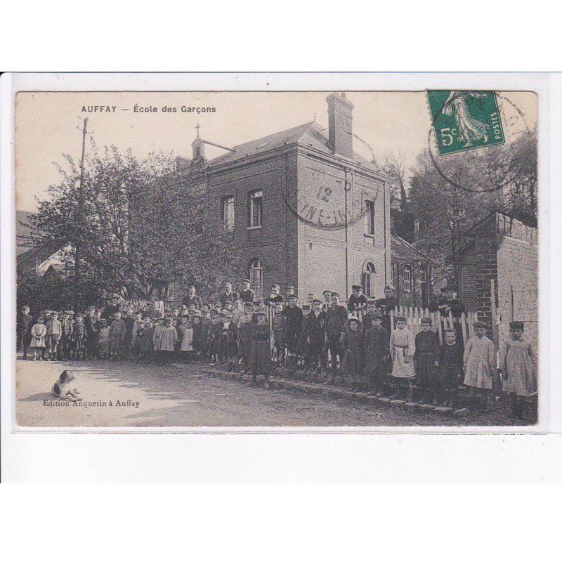 AUFFAY: école des garçons - très bon état