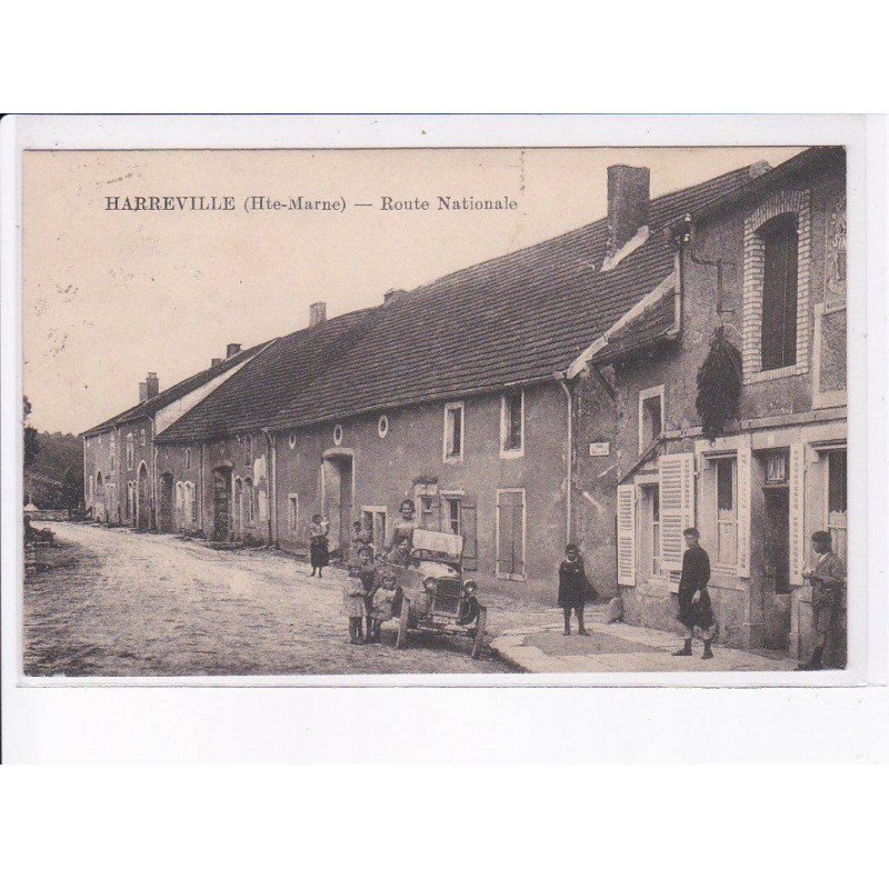 HARREVILLE: route nationale, voiture - très bon état