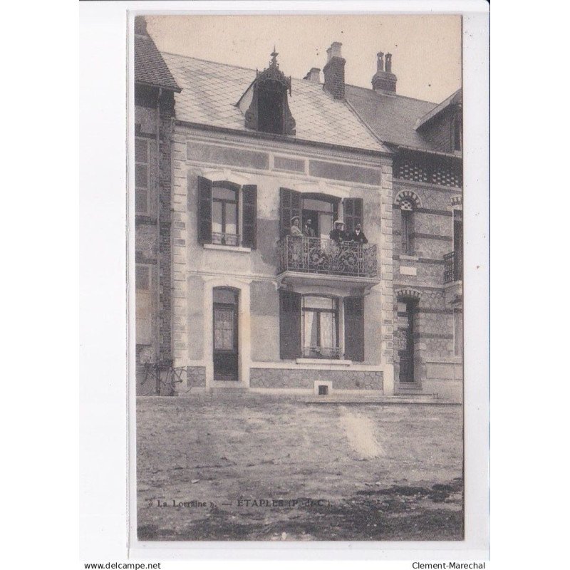 ETAPLES: bâtiment, personnages au baclon - très bon état