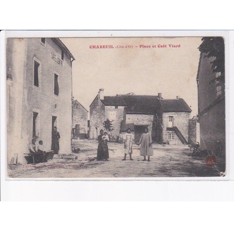 CHAZEUIL: place et café viard - très bon état