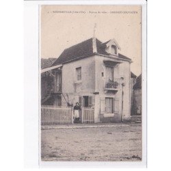 BOUDREVILLE: bureau de tabac, arbinet-couvreur - état