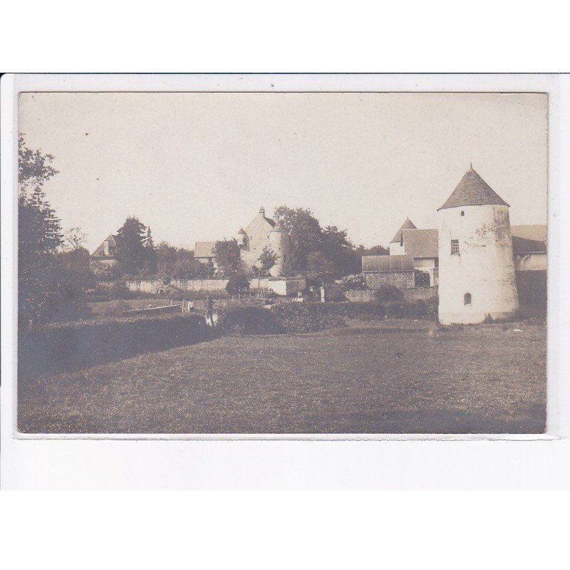 SONZAY: château de la motte - très bon état