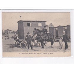 MALO-les-BAINS: sur la plage, cabines de bains - très bon état