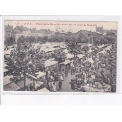 LILLE: place de la nouvelle aventure un jour de marché - très bon état