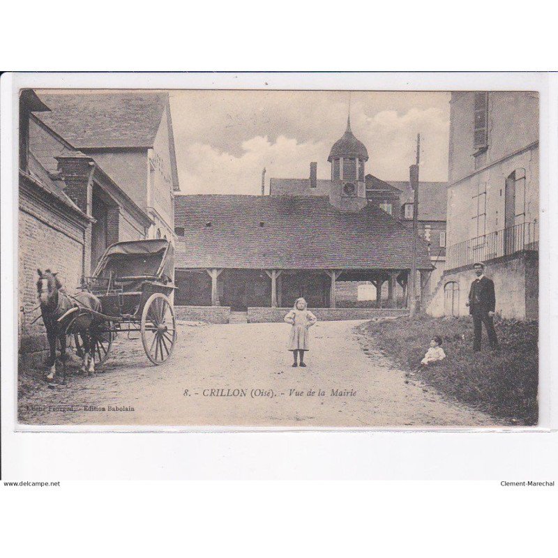 CRILLON: vue de la mairie, attelage - très bon état