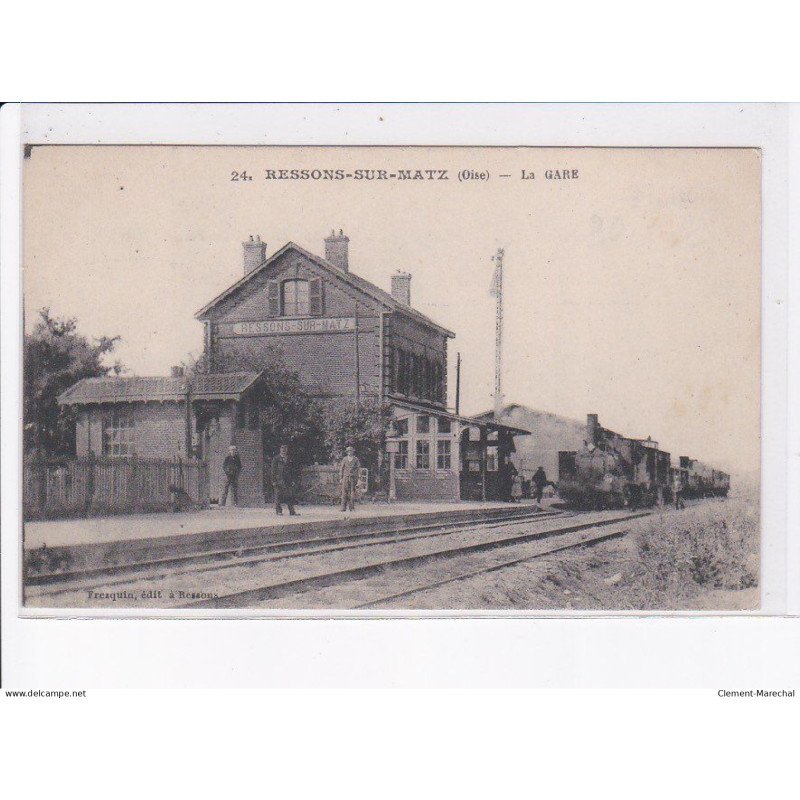 RESSONS-sur-MATZ: la gare, train - très bon état