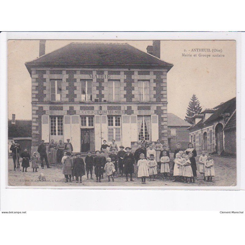 ANTHEUIL: mairie et groupe scolaire - très bon état