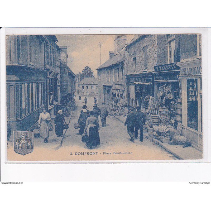 DOMFRONT: place saint-julien - très bon état