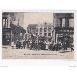 TRUN: manufacture de chaussures sortie des ouvriers - très bon état