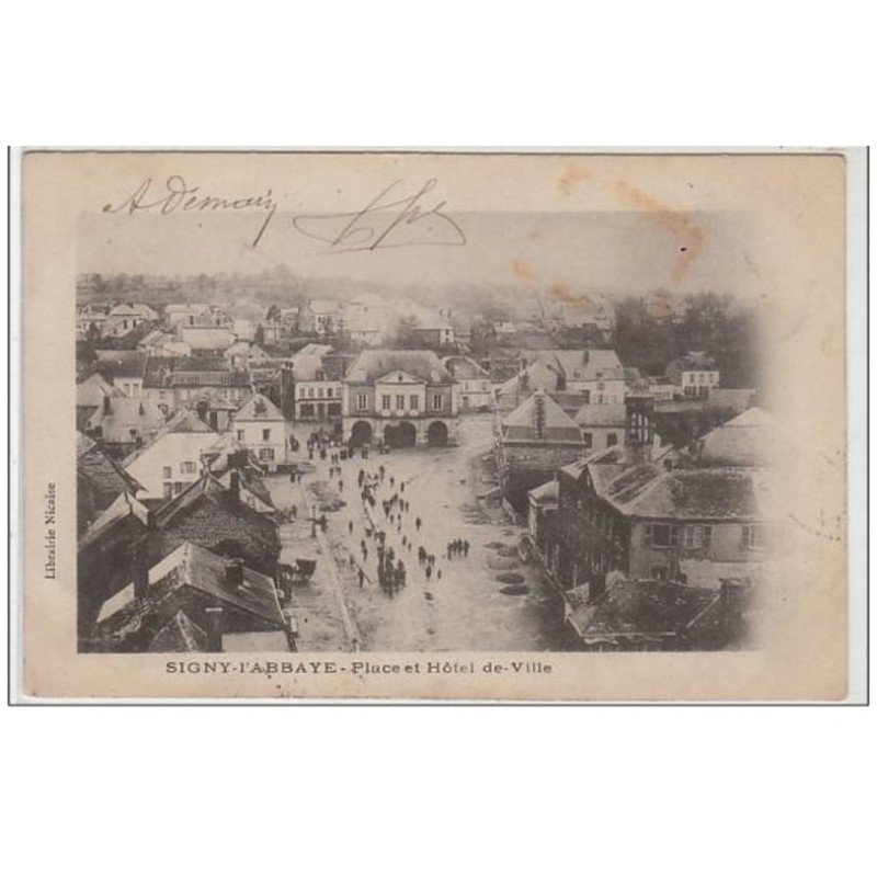 SIGNY L'ABBAYE : place et hôtel de ville - très bon état