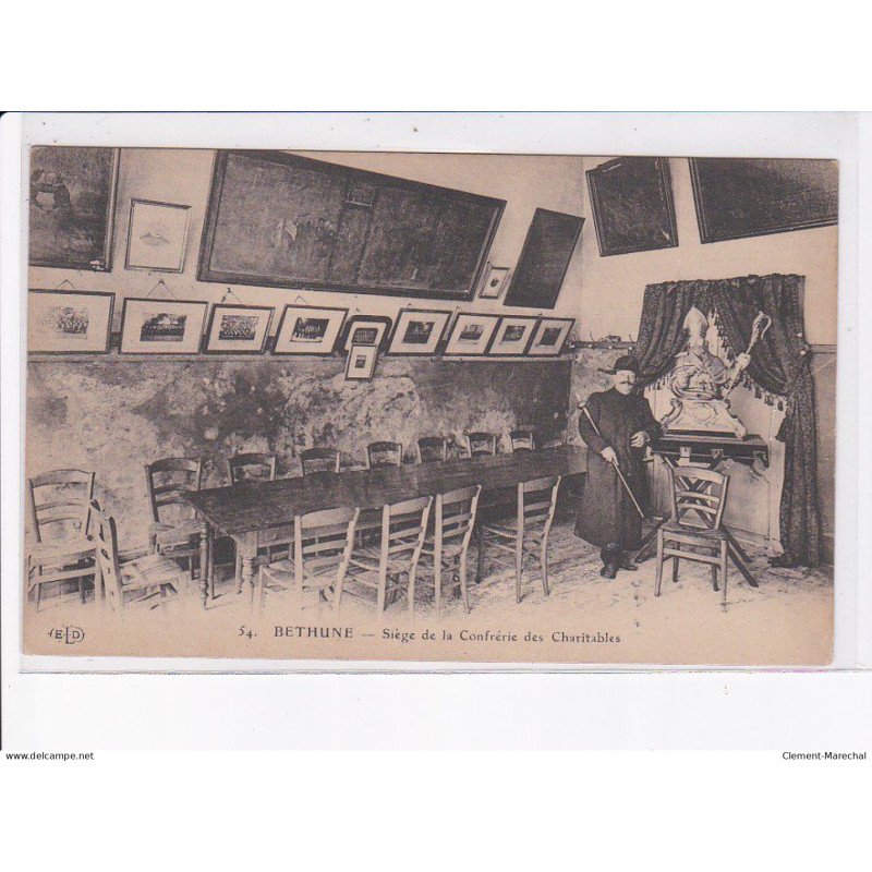 BETHUNE: siège de la confrérie des charitables - très bon état