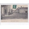 LE BREIL-sur-MERIZE: place d'armes - très bon état