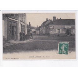 LE BREIL-sur-MERIZE: place d'armes - très bon état