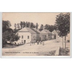 SAULCES-MONCLIN : la place de la mairie - très bon état