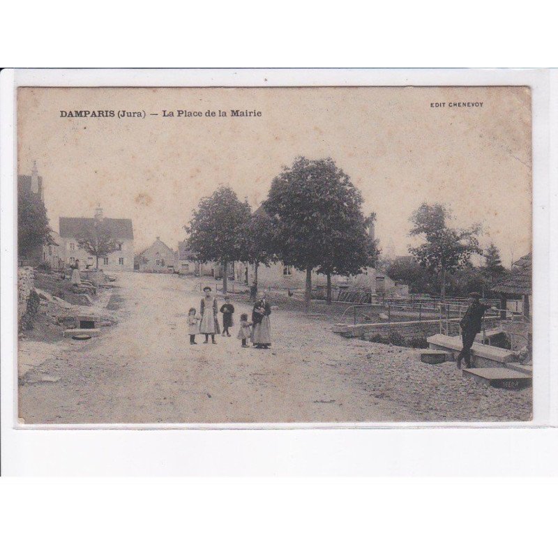 DAMPARIS: la place de la mairie - état