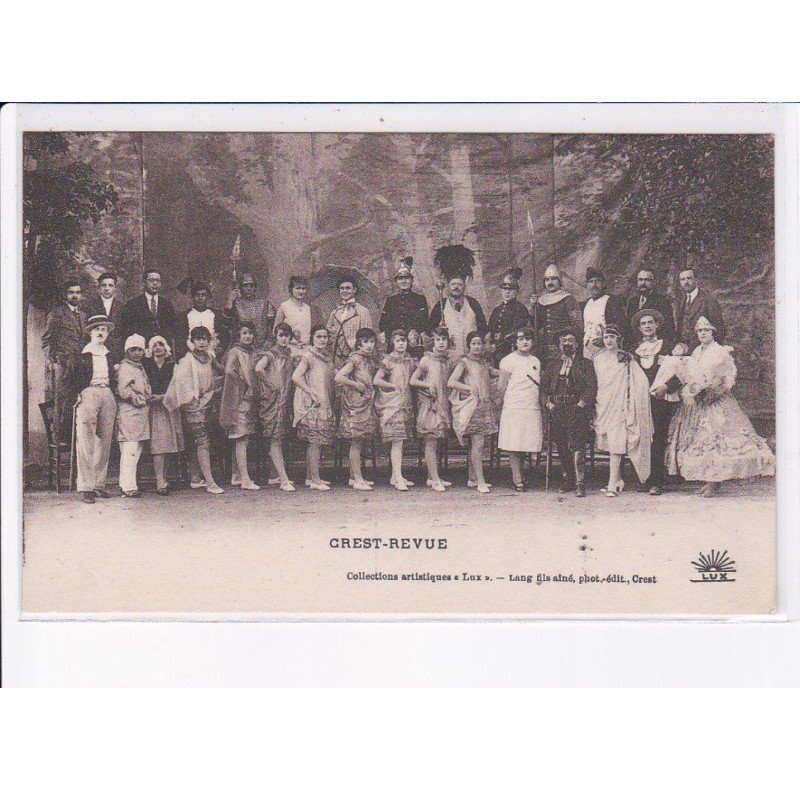 CREST: crest-revue, costumes personnages - très bon état