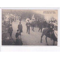 SAINT-MACAIRE-du-BOIS: fête de jeanne d'arc, défilé - très bon état