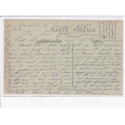 SAINT-BONNET-de-MURE: la place, la mairie, les écoles - très bon état