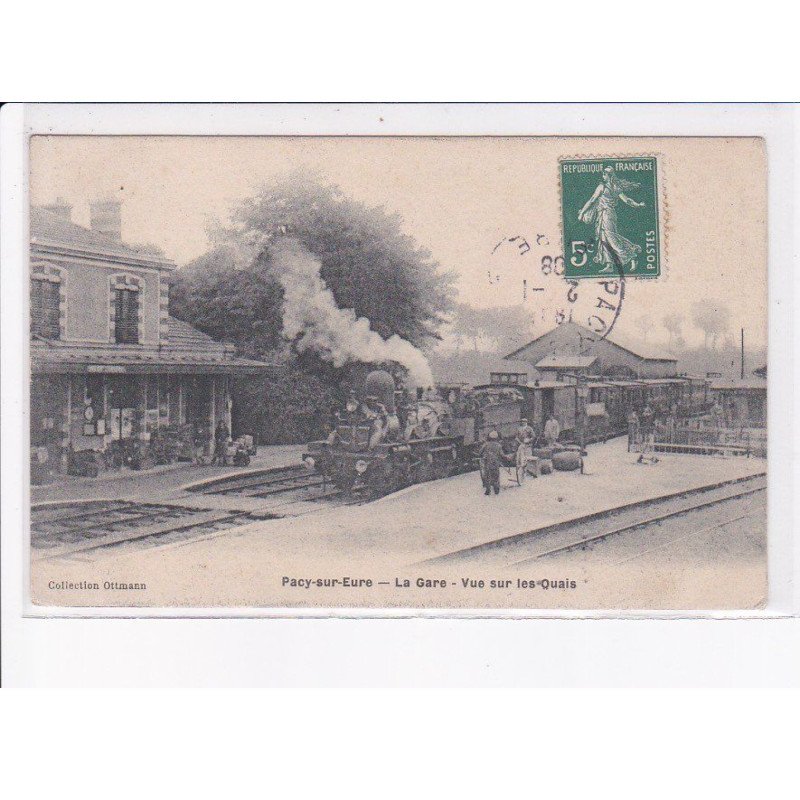PACY-sur-EURE: la gare, vue sur les quais, train - très bon état