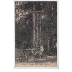NEUVIZY : calvaire élevé au lieu de l'apparition - très bon état