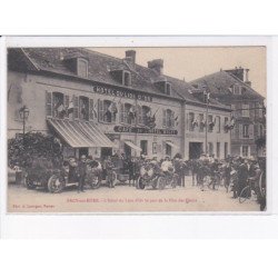 PACY-sur-EURE: l'hôtel du lion d'or le jour de la fête des fleurs, café de l'hôtel wolff - très bon état