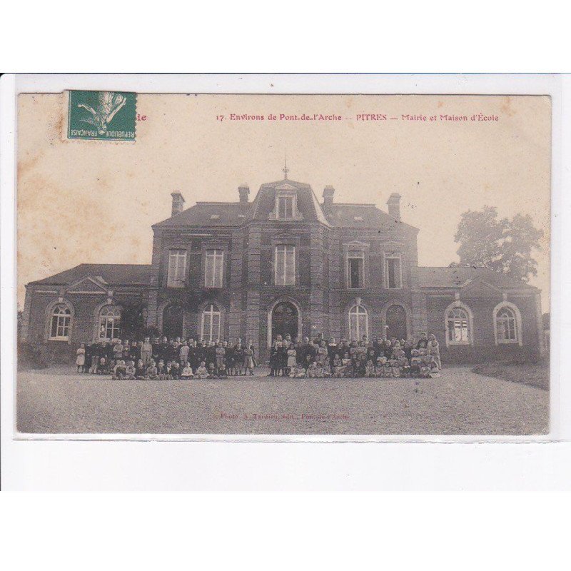 PITRES: mairie et maison d'école - très bon état