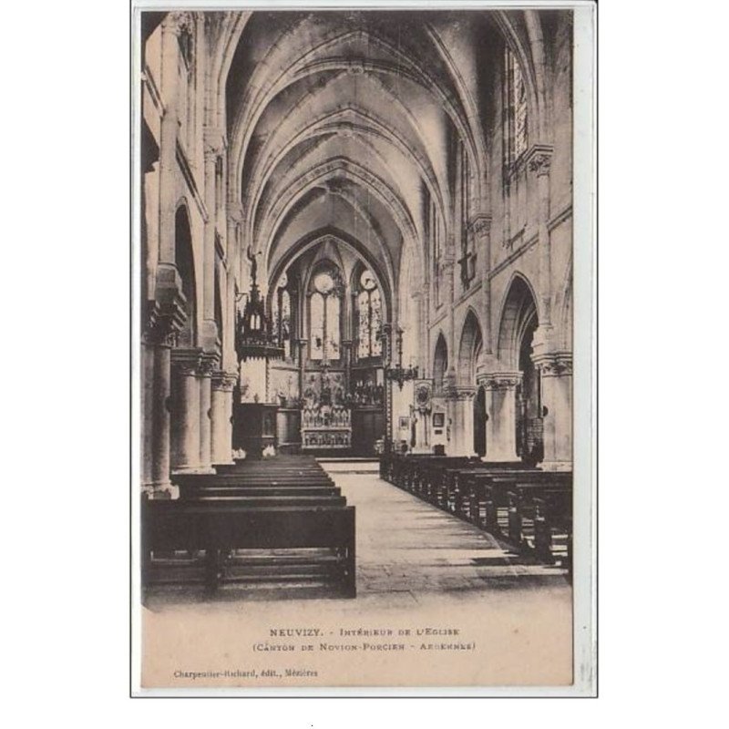 NEUVIZY : intérieur de l'église - très bon état