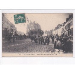 LE NEUBOURG: place du marché (partie est) - très bon état
