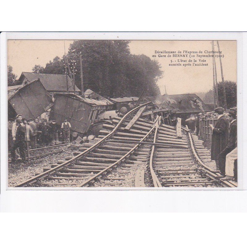 BERNAY: déraillement de l'express de cherbourg en gare, l'état de la voie - très bon état