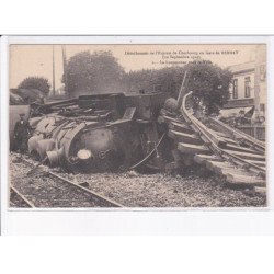 BERNAY: déraillement de l'express de cherbourg en gare de bernay 1910, la locomotive sous la voie - très bon état