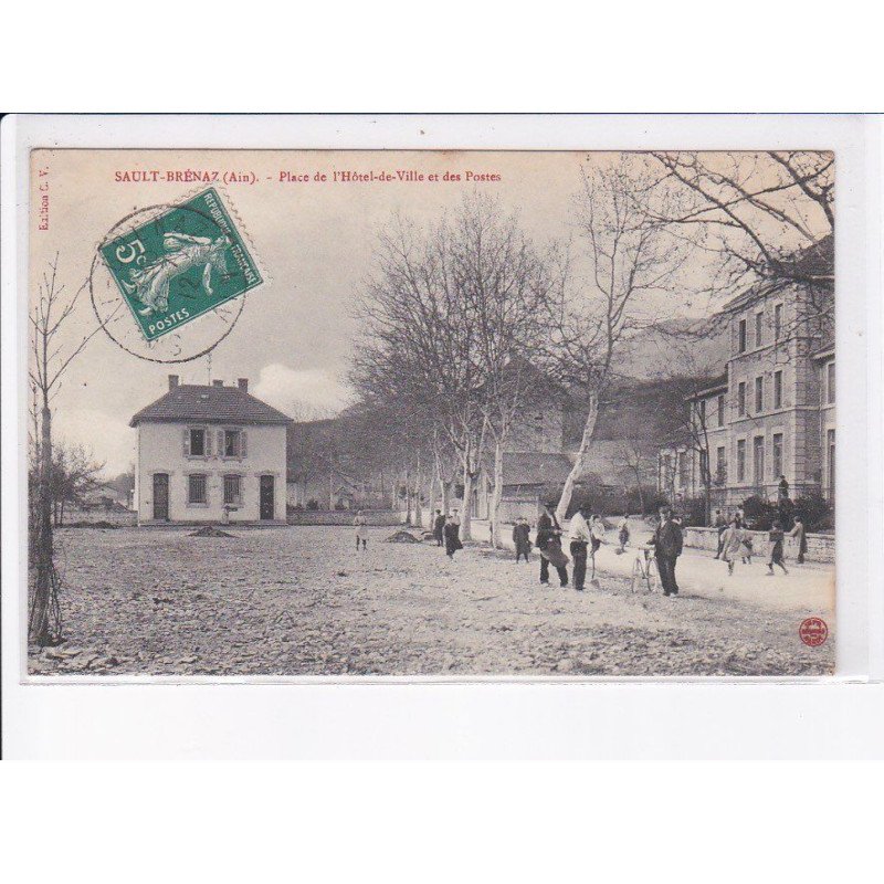 SAULT-BRENAZ: place de l'hôtel-de-ville et des postes - très bon état