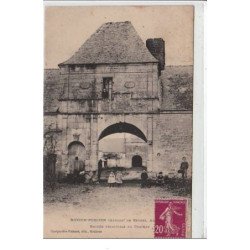 NOVION PORCIEN : entrée principale du château - très bon état