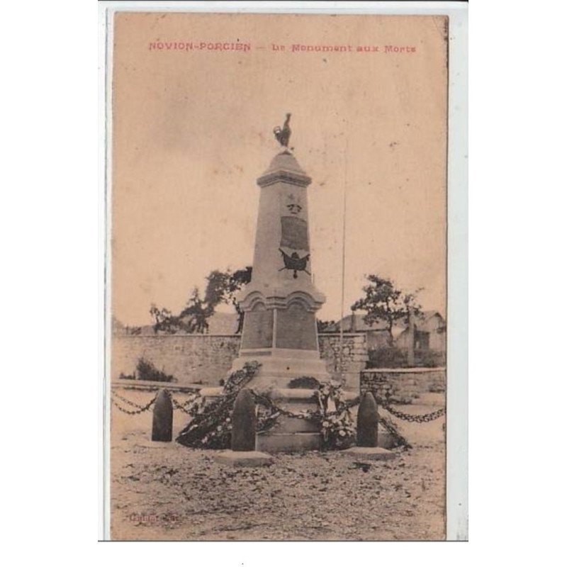 NOVION PORCIEN : le monument aux morts - très bon état
