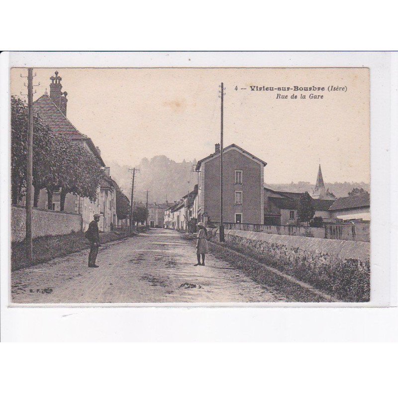VIRIEU-sur-BOURBRE: rue de la gare - très bon état
