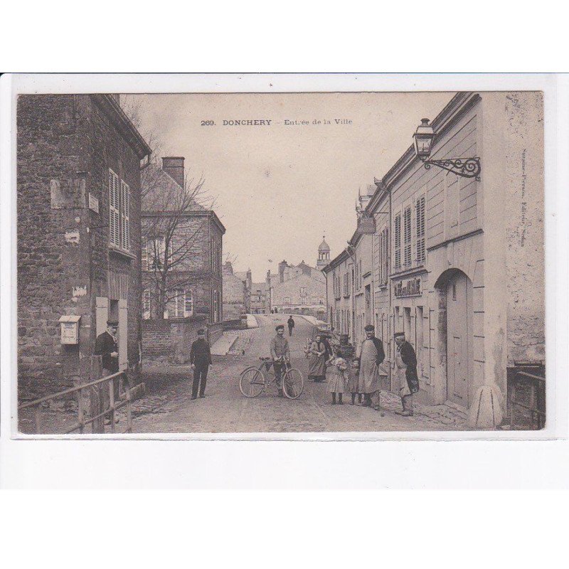 DONCHERY: entrée de la ville - état