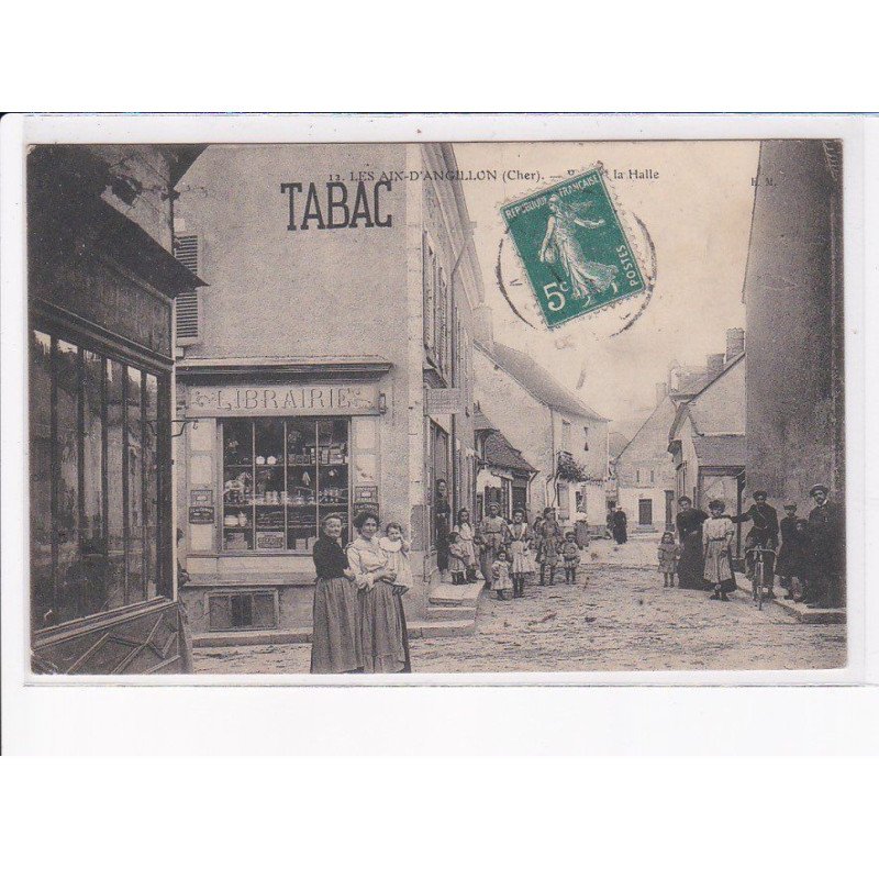 LES AIX-D'ANGILLON: la halle, librairie - très bon état